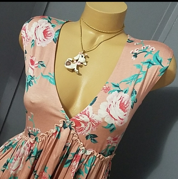 Adorable oversized Floral boho dress - Picture 4 of 6